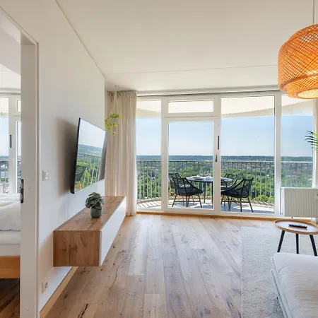 Butler Skyline Netflix * Augsburg