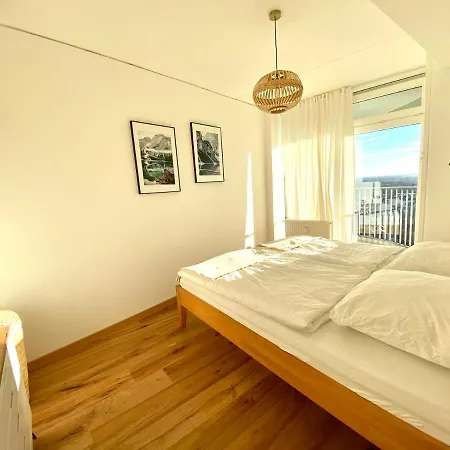 Appartement Butler Skyline Netflix Augsbourg